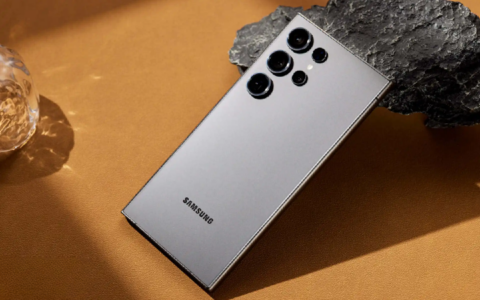 三星 Galaxy S24 Ultra 图赏：极简设计 + 钛金属完美结合，独一份辨识度