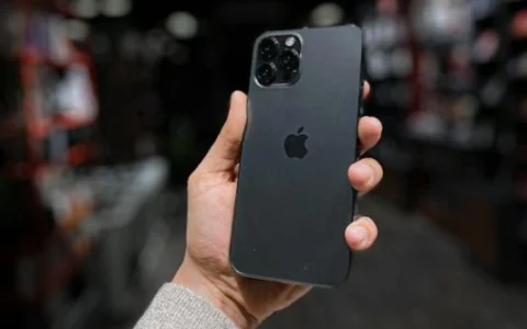 Apple苹果iPhone 14 Pro Max怎么设置锁屏黑屏？这样操作即可