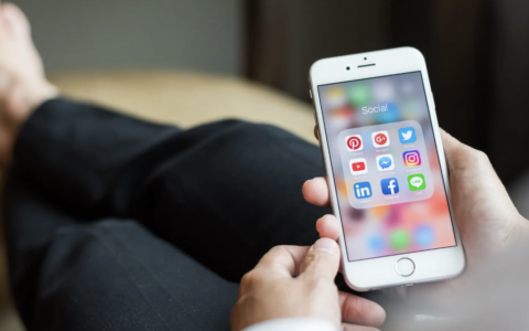 调查发现，Facebook、X等公司通过应用通知挖掘iPhone用户数据