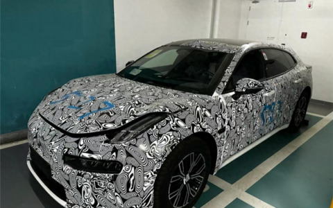 新一代极氪001曝光，激光雷达与800V高压系统引领智能驾驶革新