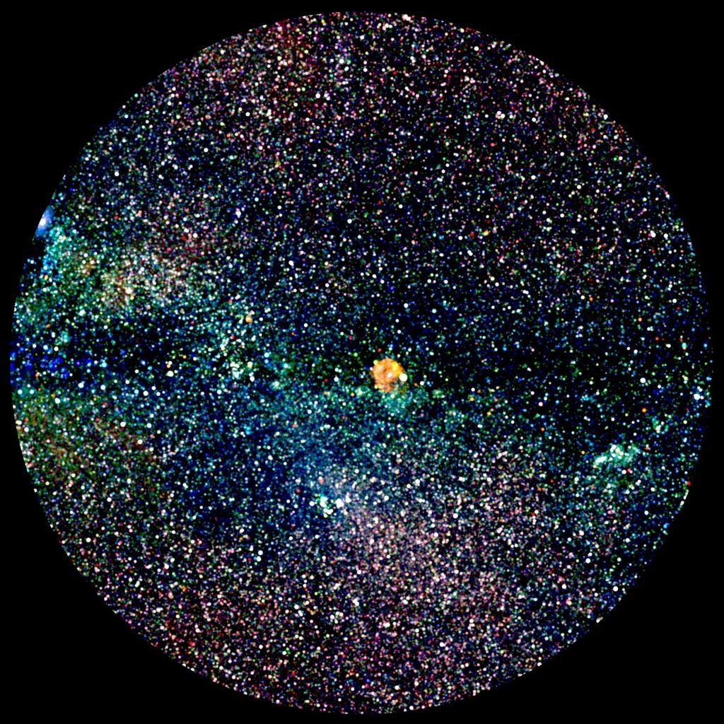 1.7 亿张照片合成，迄今最大宇宙 X 射线图公布：含 90 多万个天体