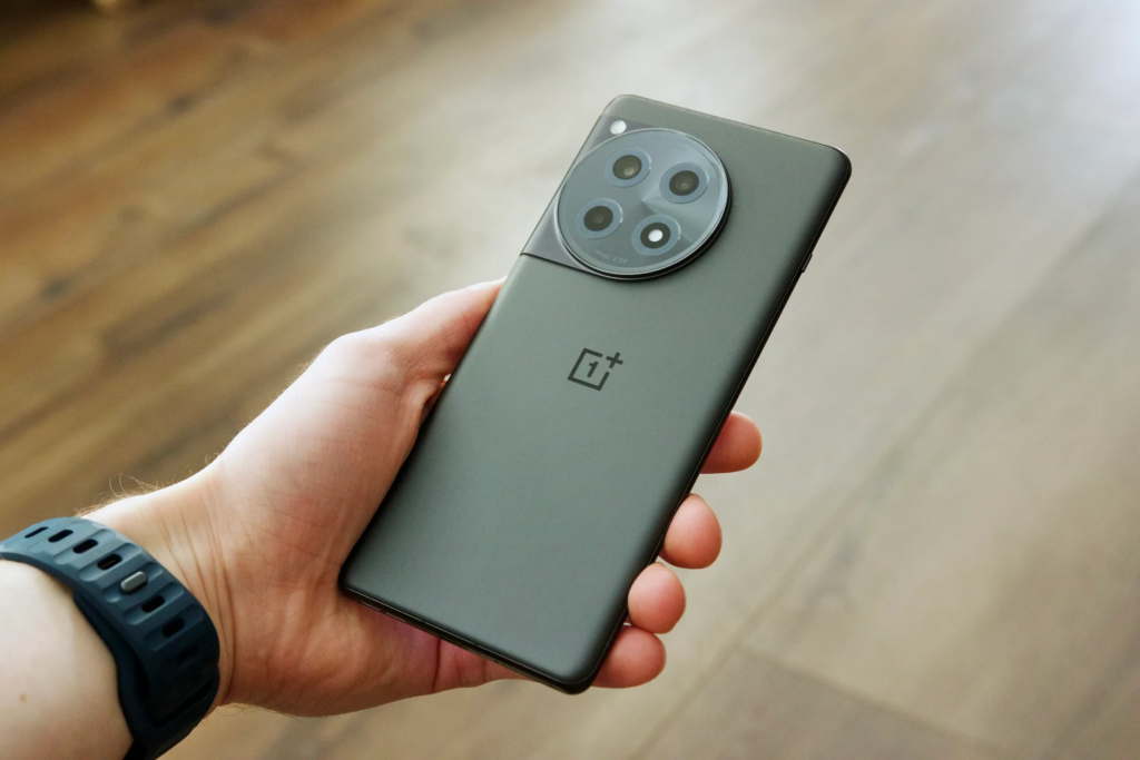 OnePlus在OnePlus 12R上犯了一个尴尬的错误