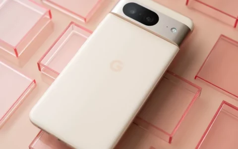 谷歌 Pixel 8 手机将引入 Gemini Nano 本地模型：可总结录音、生成信息