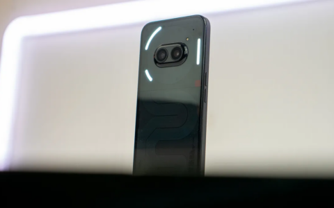 为何 Nothing 不在美国推出 Phone 2a？
