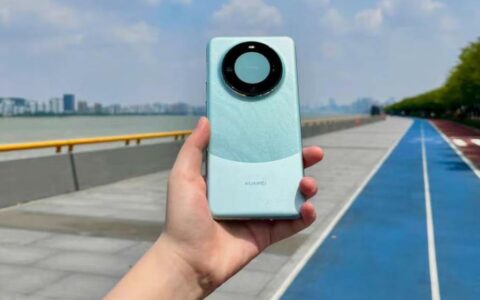 华为Mate 60 vs Mate 60 Pro：两款旗舰手机全方位对比解析