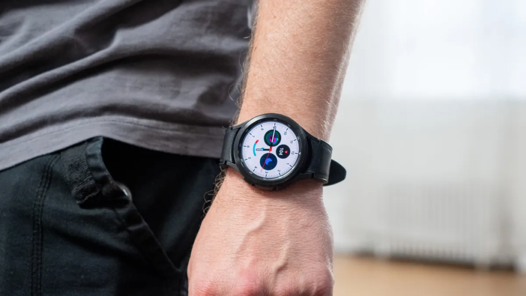 新消息显示，一款价格亲民的Galaxy Watch FE或将问世
