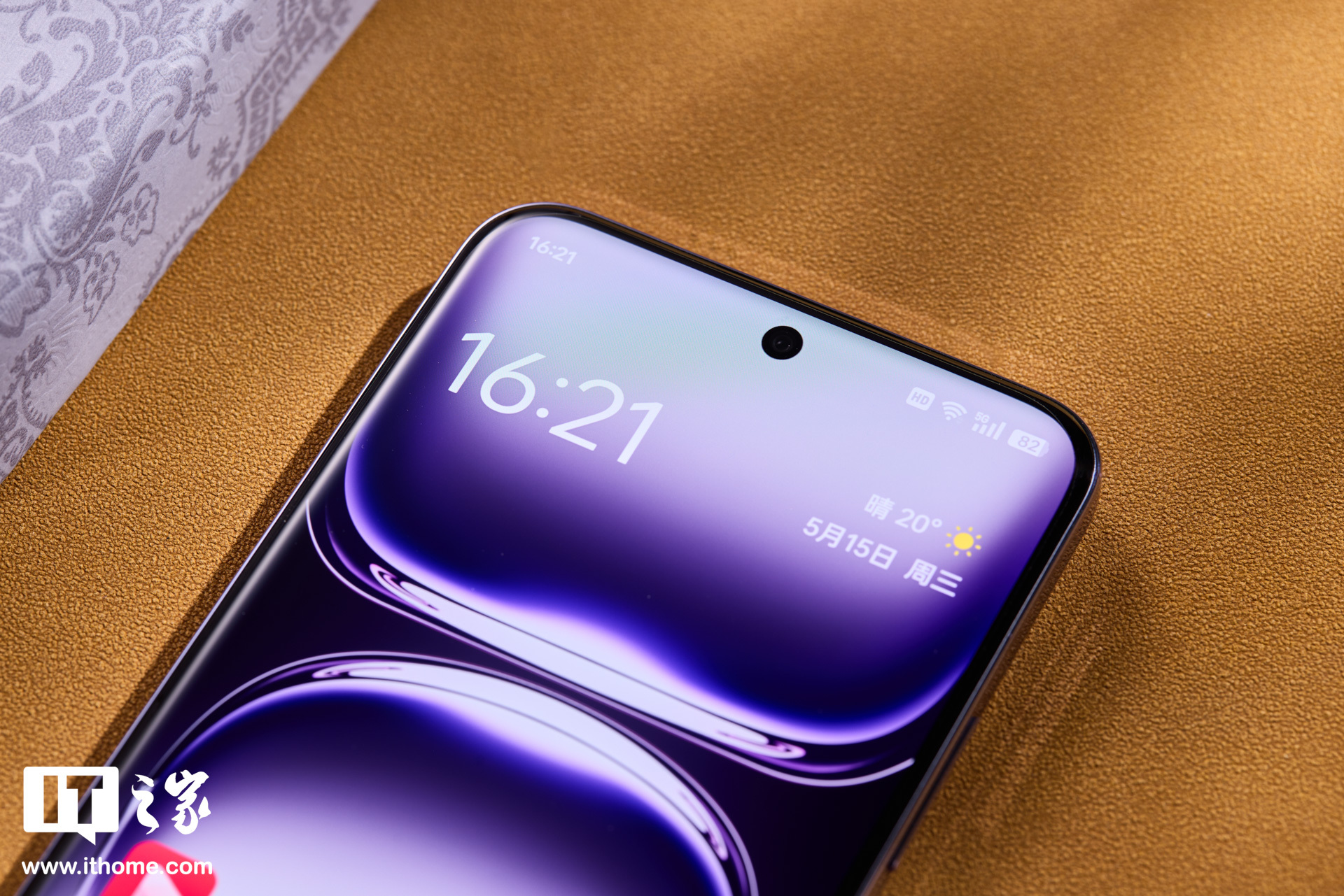 OPPO Reno12 Pro 体验：梦幻色，四曲屏，第一台能发布实况照片的安卓机