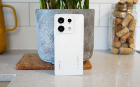 小米 Redmi Note 13 5G：性价比出众的5G选择，但仍存在缺陷，美国亚马逊仅售230美元