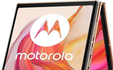 摩托罗拉 Razr+ 2024 泄露暗示将配备长焦镜头、增强防水性能和 AI 功能