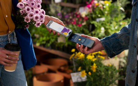 苹果宣布开放 iPhone NFC 芯片：iOS 18.1 将允许第三方应用支持非接触式支付